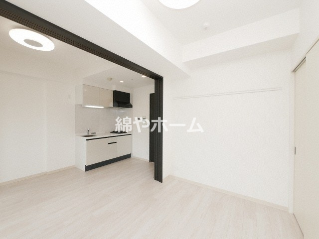 エステムコート難波VIエントの洋室|落ち着いた色調の洋室です