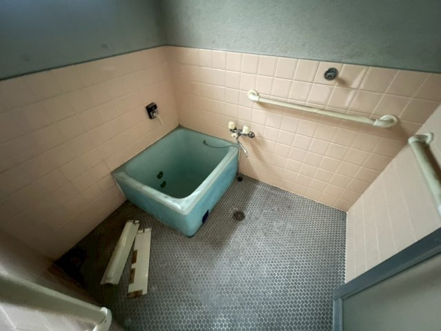 和歌山市榎原・中古戸建・54725の浴室