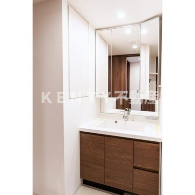 【洗面所】 | スタイリオ池上ＷｅＬＬ | 明るい洗面所です