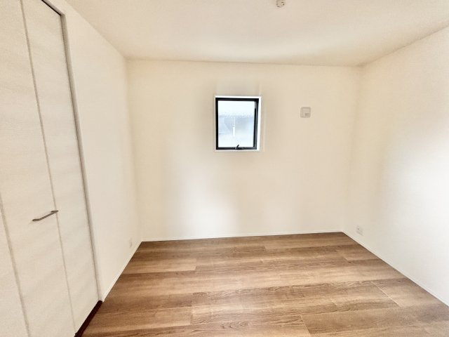 【仲介手数料無料／愛西市】愛西市諸桑町　リーブルガーデン　新築戸建　3号棟の洋室