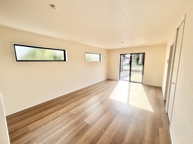 【仲介手数料無料／愛西市】愛西市諸桑町　リーブルガーデン　新築戸建　3号棟の居間・リビング