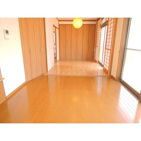 アンビロンＭの居間・リビング