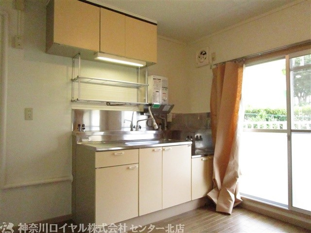 【居間・リビング】