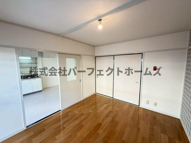 春日ダイヤモンドハイムの洋室|スタンダードな洋室です