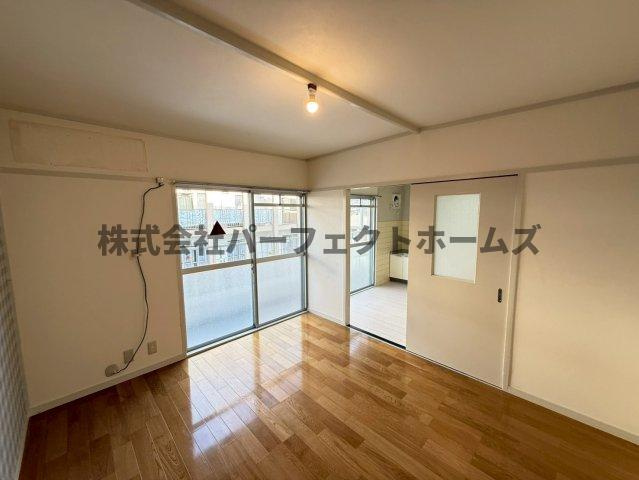 春日ダイヤモンドハイムの洋室|広々とした洋室です