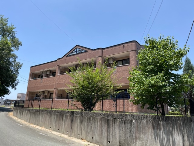 菊池郡菊陽町大字津久礼のアパート