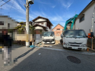 【前面道路含む現地写真】 | 浜寺諏訪森町東３丁　新築一戸建 | ゆとりのある洗面室ですよ！朝の身支度もスムーズにできますね♪