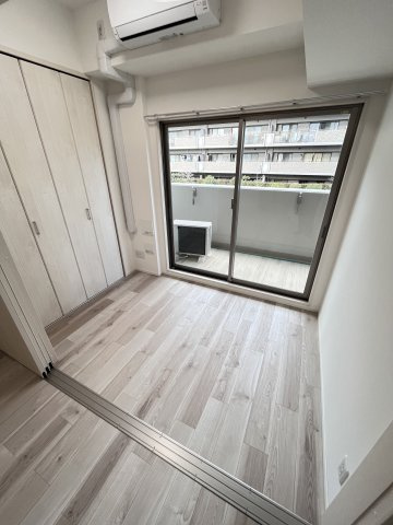 大阪市城東区関目６丁目の賃貸マンションの寝室