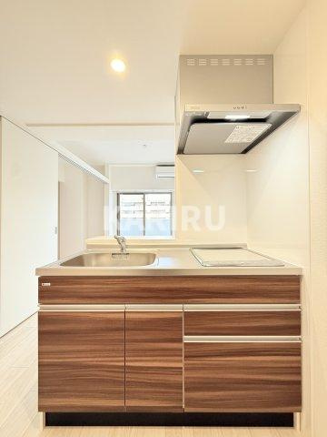 Alivis放出のキッチン