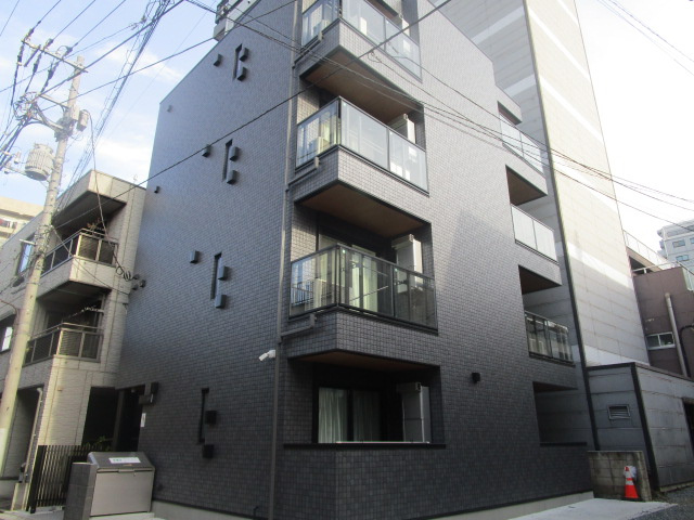 豊島区巣鴨３丁目のビルの外観