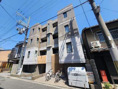 サンフローラ三条大宮の外観