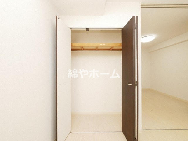 サムティ難波グレイスの収納|ちょっとした収納スペースも充実しています