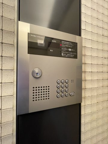 レジディア国立のセキュリティ|オートロックのマンションです