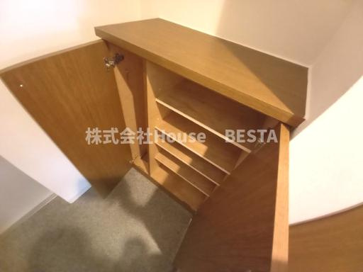 エスリード三宮第3の収納