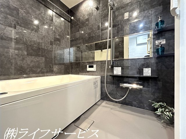 【浴室】 | 新北野第３コーポ | ユニットバス新調／オートバス、追い焚き機能付！浴乾付！