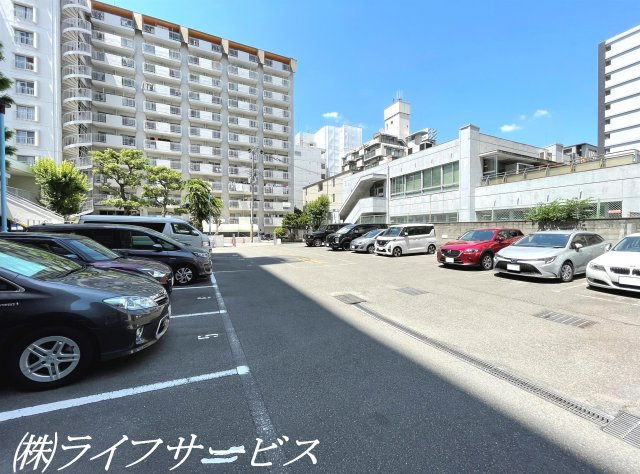 【駐車場】 | 新北野第３コーポ | 敷地内駐車場