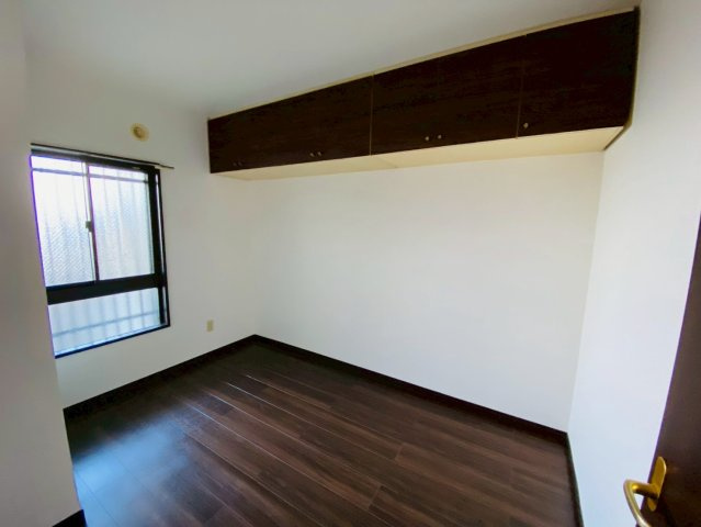 ライオンズガーデン千葉八街の洋室