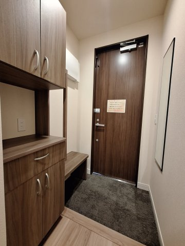 (シニア限定)ヘーベルヴィレッジSazanamiの玄関