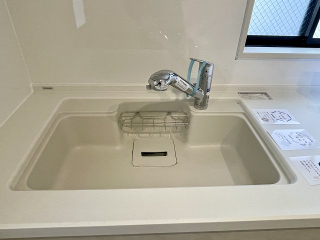 練馬区春日町1丁目　人気エリア　新規内装リフォーム戸建のキッチン