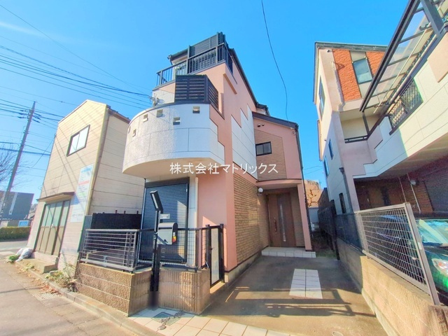 練馬区春日町1丁目　人気エリア　新規内装リフォーム戸建の外観