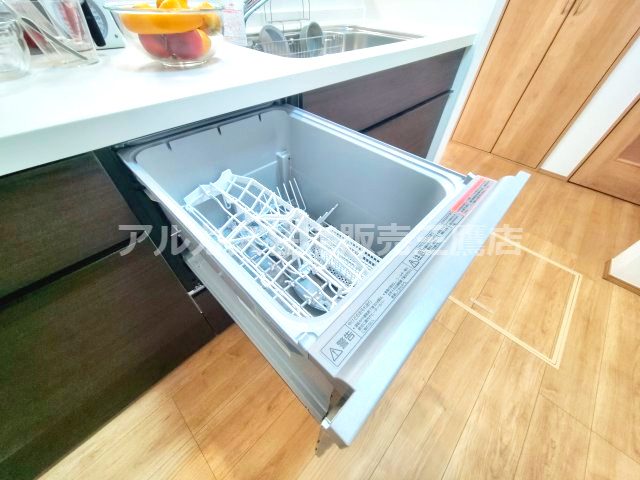 【内覧動画公開中！】三鷹市新川４丁目 京王線 仙川駅 新築戸建のキッチン