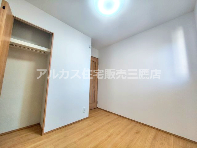 【内覧動画公開中！】三鷹市新川４丁目 京王線 仙川駅 新築戸建の洋室