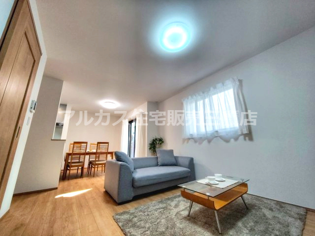 【内覧動画公開中！】三鷹市新川４丁目 京王線 仙川駅 新築戸建の居間・リビング