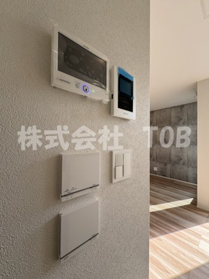 【セキュリティ】 | 杉並区和泉１丁目貸家 | 2F　床暖房リモコン　モニターホン
