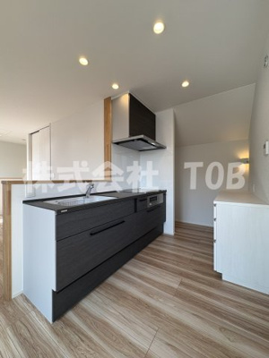 【キッチン】 | 杉並区和泉１丁目貸家 | 2F　IH3口グリル付き