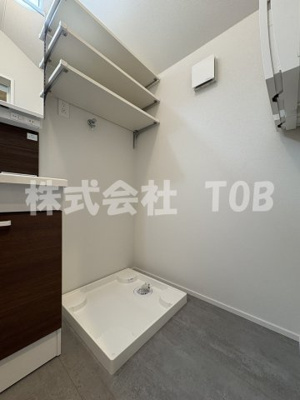 【その他】 | 杉並区和泉１丁目貸家 | 2F　洗濯機置き場