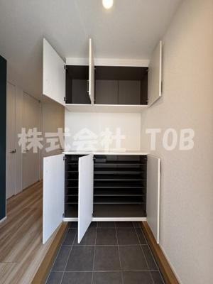 【収納】 | 杉並区和泉１丁目貸家 | 1F　シューズBOX