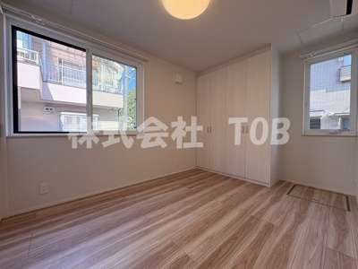 【内装】 | 杉並区和泉１丁目貸家 | 1F　洋室6帖