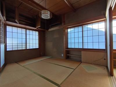 【和室】 | 新発田市諏訪町３丁目貸家 | １階　玄関脇　約6帖