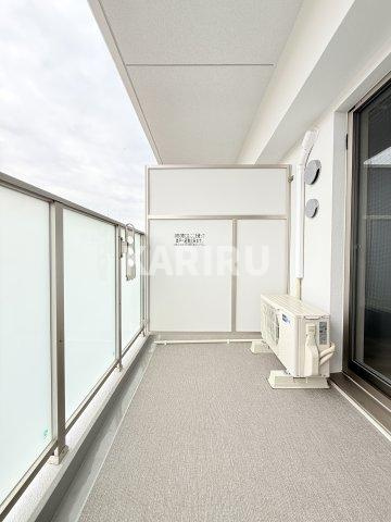 Alivis放出のバルコニー