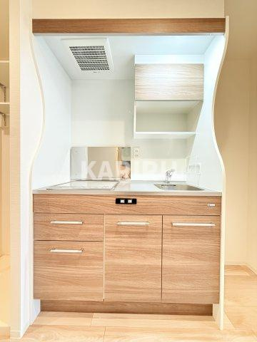 Alivis放出のキッチン