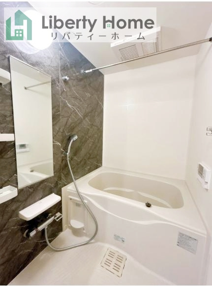 結城市結城　中古戸建の浴室