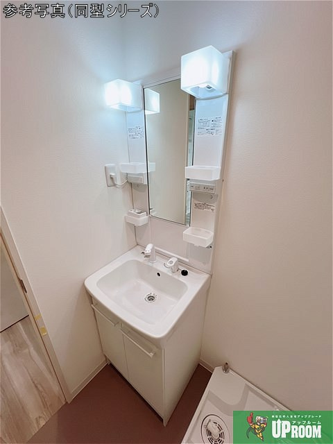 ジーメゾン北名古屋徳重カサレアの洗面所