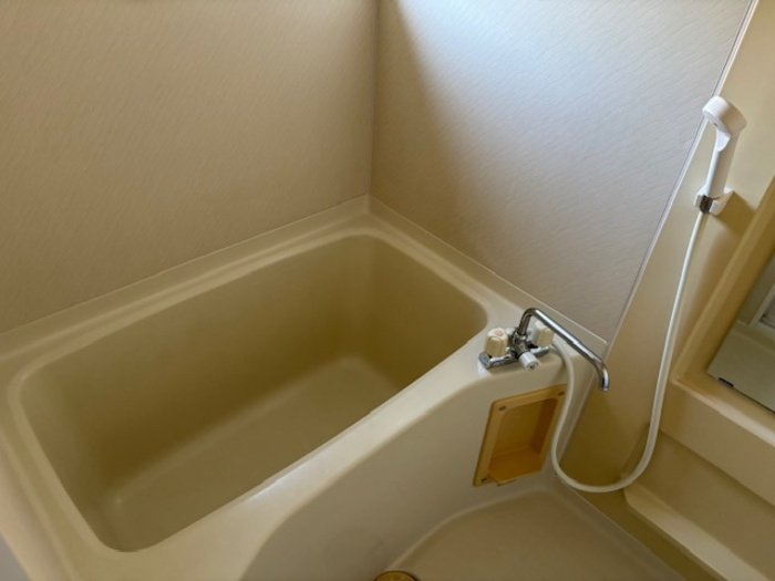 ハイカムール津福の浴室|日々の暮らしに欠かせないお風呂です