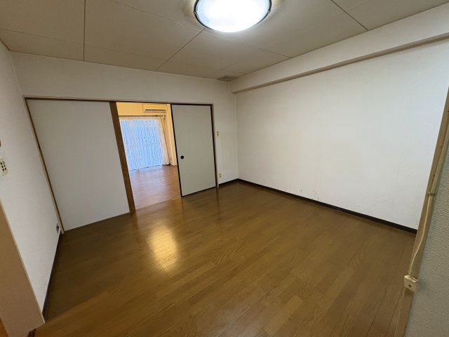 秀和熱海西山レジデンスのダイニング