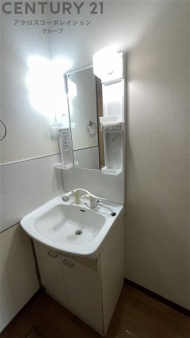 独立洗面化粧台付きでおすすめです！