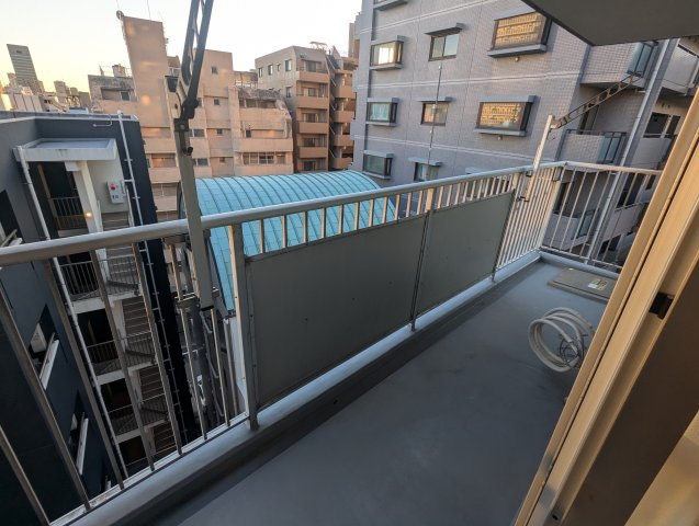 日商岩井木場マンションのバルコニー