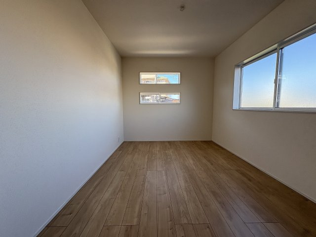 【子供部屋】 | 福岡市城南区東油山2丁目　1号棟（全2棟）【仲介手数料無料・0円】 | 現地写真。