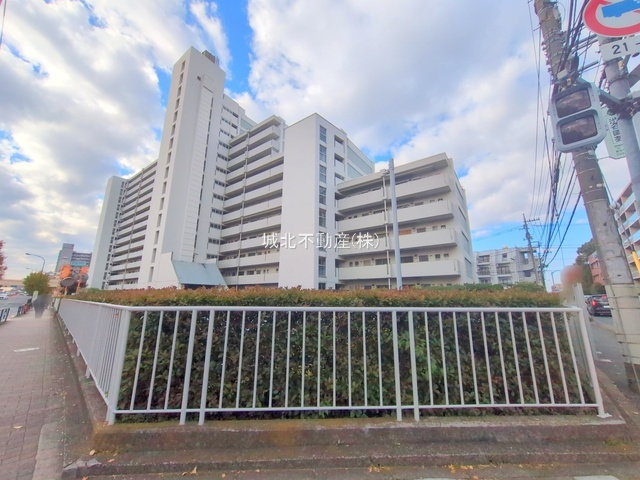 豊玉南住宅の外観