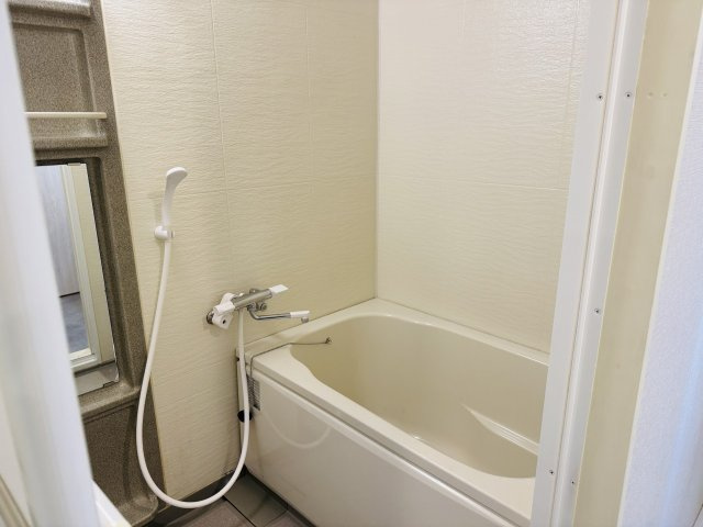 東建狭間マンションの浴室|～のびのびとくつろげるバスルーム　1日の締めくくりに癒しのバスタイムを～