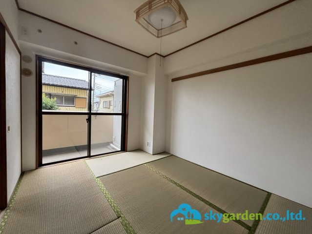 ライオンズマンション平塚第七の和室