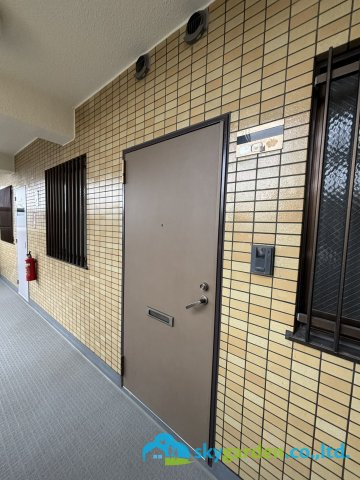 ライオンズマンション平塚第七の玄関