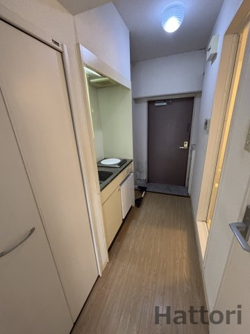 フローライト関大前の内装