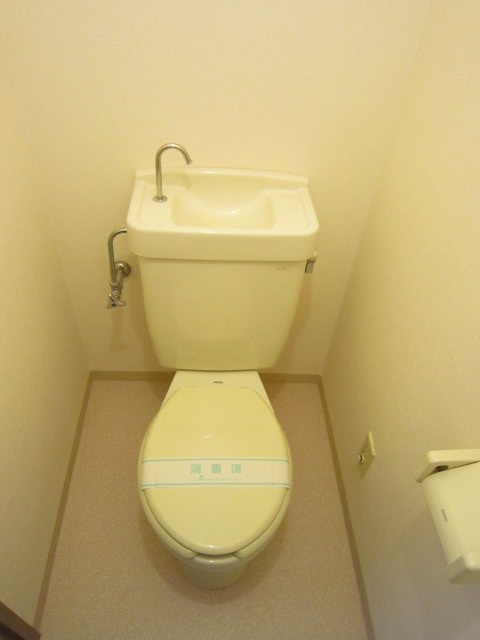 エクセル秋山のトイレ|落ち着いたトイレです