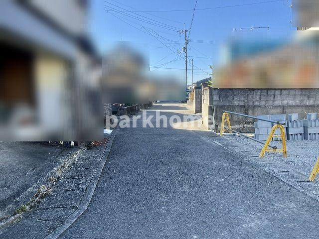 土佐市高岡町甲 5期1棟1 新築戸建ての前面道路含む現地写真|2026.1月中旬