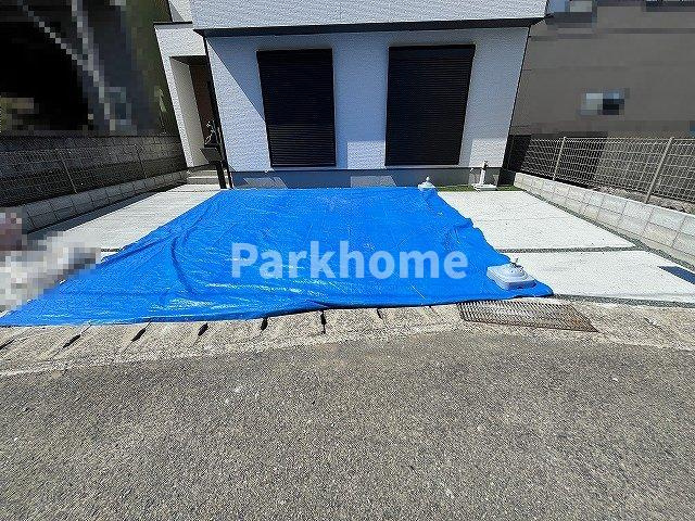 土佐市高岡町甲 5期1棟1 新築戸建ての駐車場